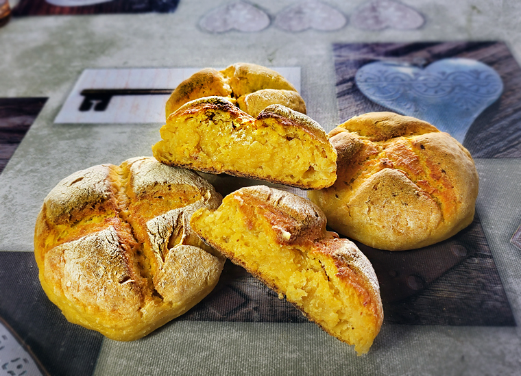 Panini Alla Zucca E Patate Le Ricette Di Hamiciincucina It